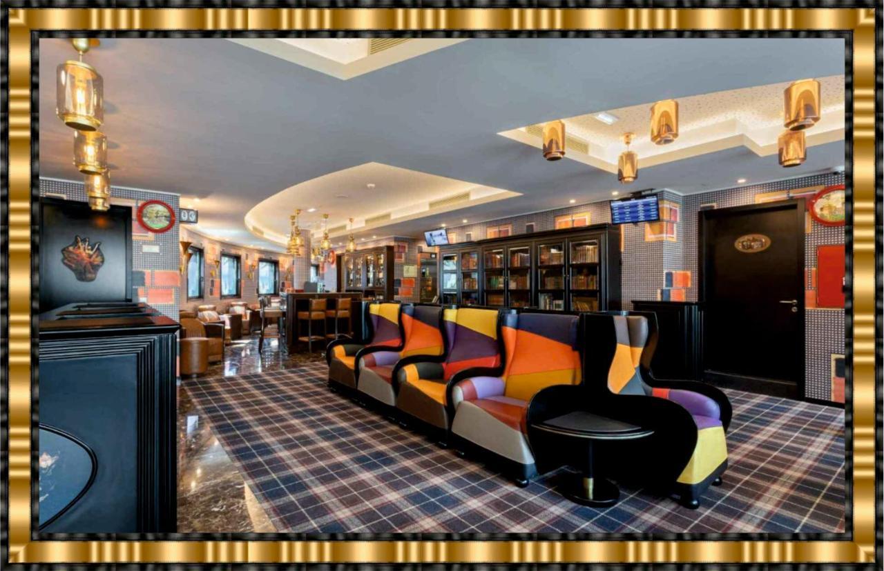 Hotel Jaguar Oporto - Airport To Hotel And City Center And Vice-Versa Is A Free And Continuous Shuttle Service From 7Am To 8Pm Luaran gambar